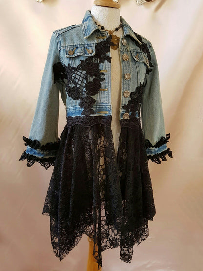 Women's Fashionable Button Up Guipure Lace atchwork Irregular Hem Denim Jacket